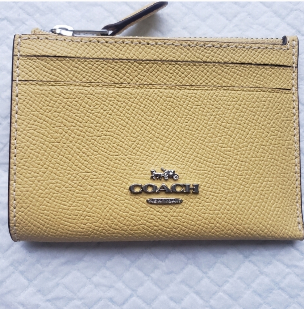 Coach Mini Skinny ID Window Card Case Keyring  Sleek Compact Retro Yellow - Picture 4 of 10